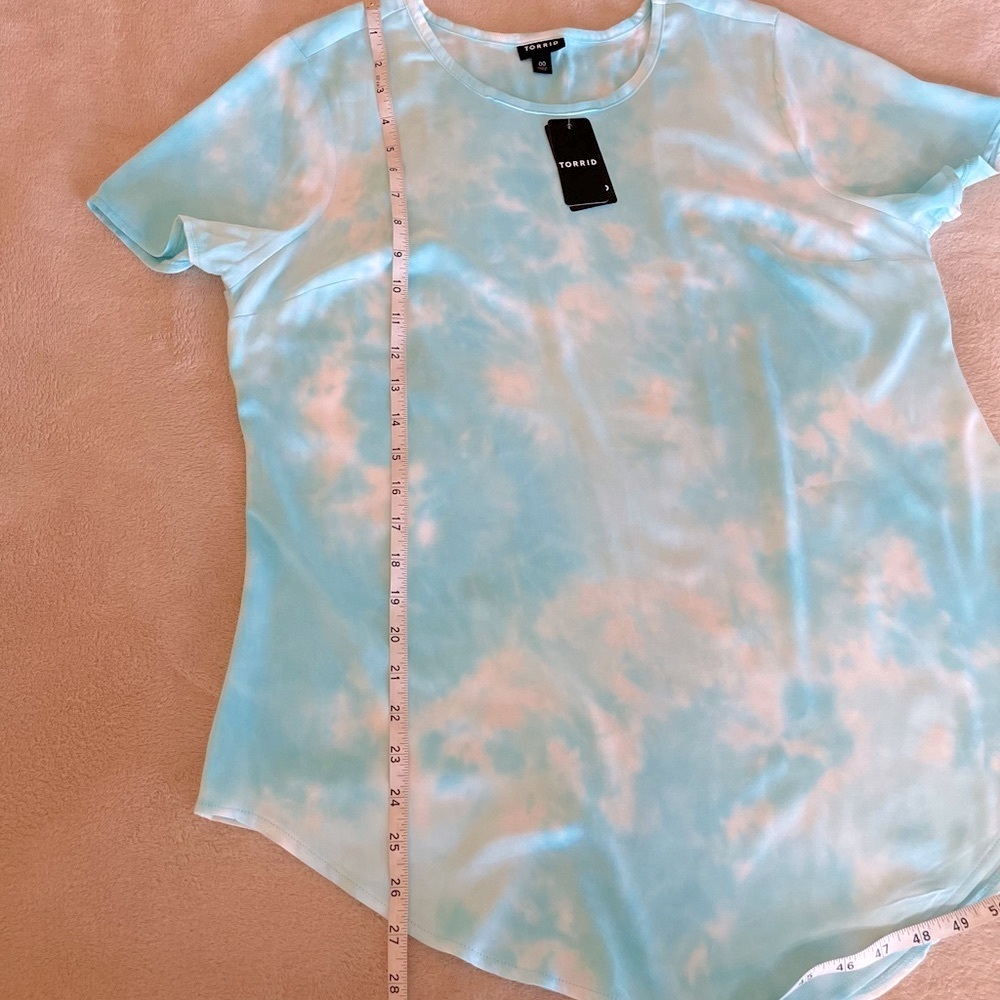 Torrid Soft Short Sleeve Cloud Top - Size 00 (M) - Picture 11 of 13